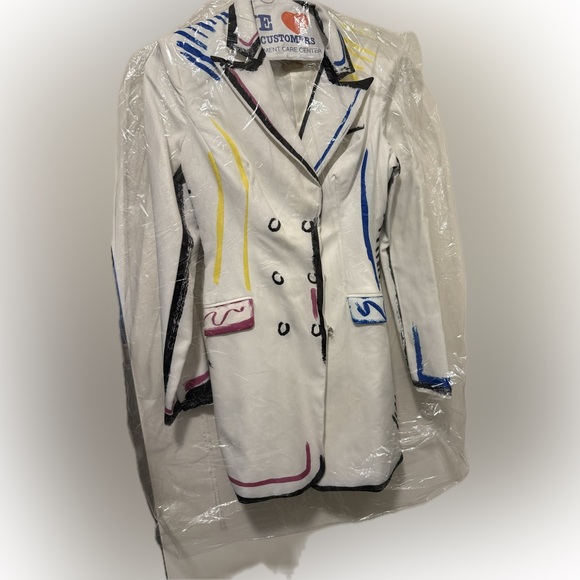 White Double-Breasted Artistic Trim Blazer - Picture 4 of 10